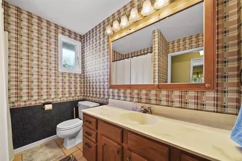 Bath - 4209 N Dearing, Parma, MI 49269 photo 1 of 4