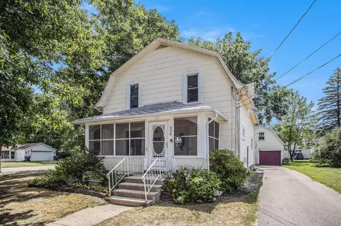 426 E Division, Vicksburg, MI 49097