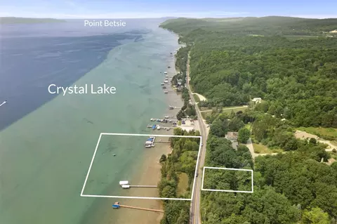 7351 Fredonia, Beulah, MI 49617