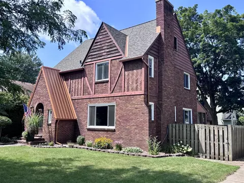 301 Michigan, Sturgis, MI 49091