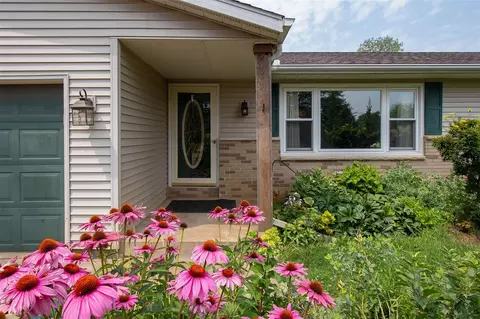 10215 8 Mile, Ceresco, MI 49033