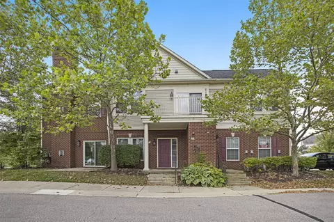 252 Cherry Stone, Canton, MI 48188