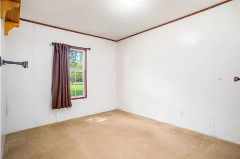 Bedroom - 7671 Kies, Jerome, MI 49249 photo 2 of 4