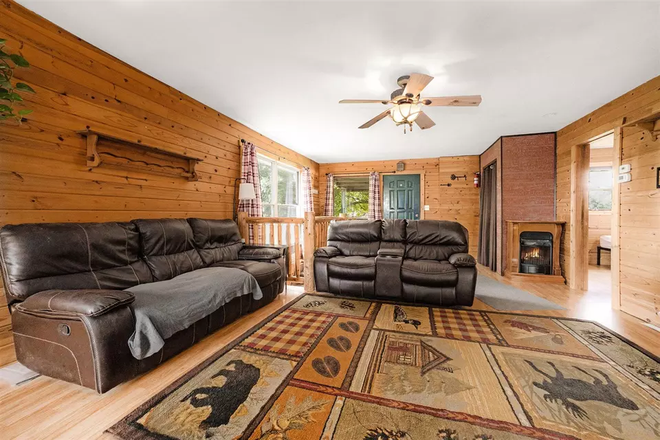 Living - 2661 Swift, Bellevue, MI 49021 photo 1 of 2