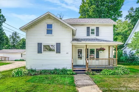 219 Phillips, Nashville, MI 49073