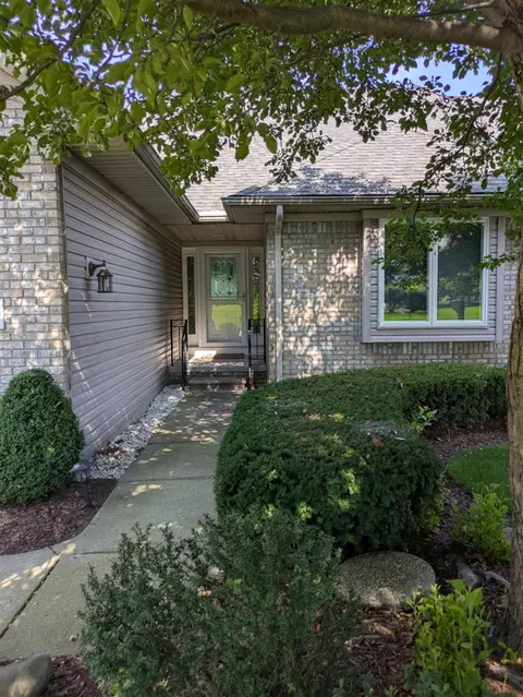 410 Oak Arbor #1, Rochester, MI 48306
