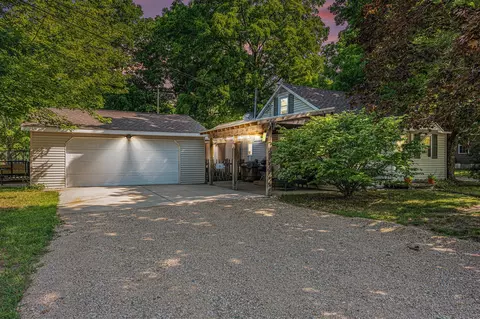 104 Tamarack, Allegan, MI 49010