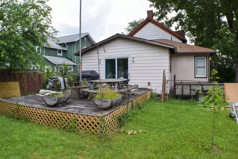 Exterior - 902 Backus, Jackson, MI 49202 photo 4 of 5