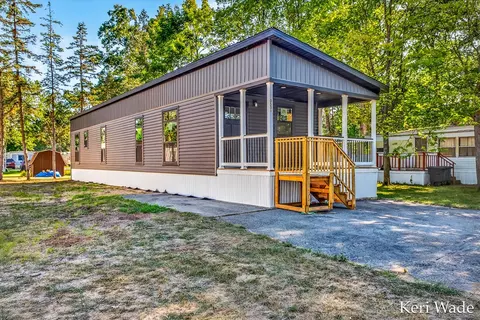 3501 Cedar, Twin Lake, MI 49457