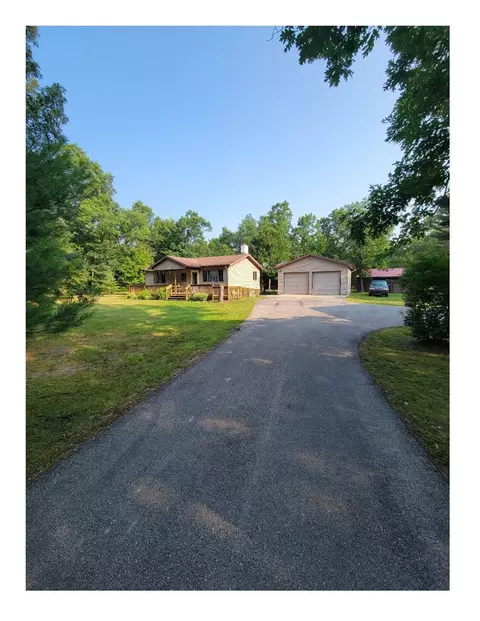 12438 Caberfae Hwy, Manistee, MI 49660