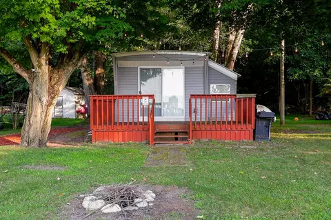 10281 Walnut, Three Rivers, MI 49093