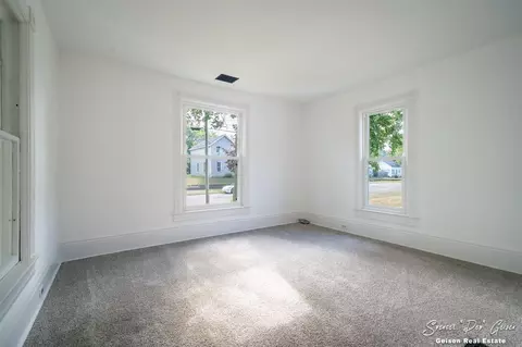 615 S Pearl, Belding, MI 48809 photo 8