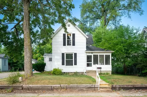 615 S Pearl, Belding, MI 48809