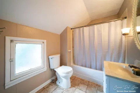 615 S Pearl, Belding, MI 48809 photo 37