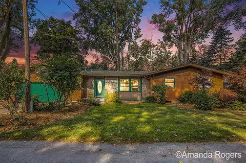 4365 Bedaki, Lowell, MI 49331