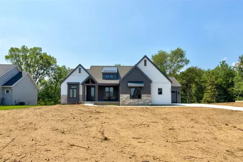 9465 Bluff Rdg, Zeeland, MI 49464