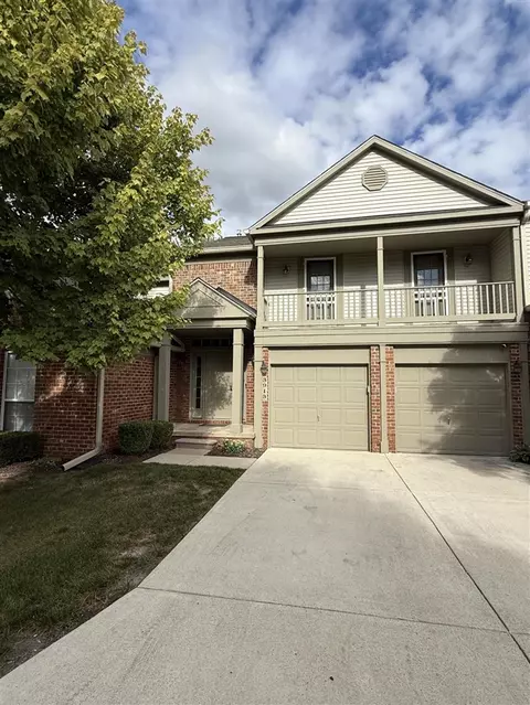 3913 Ravensfield, Canton, MI 48188