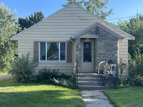 247 Iroquois, Battle Creek, MI 49015