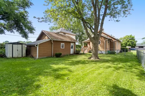 Exterior - 1513 Daniel, Jackson, MI 49202 photo 10 of 11