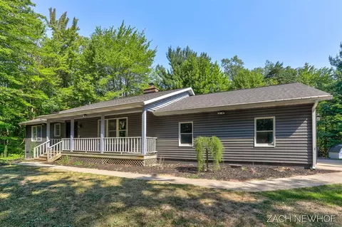 16033 Riley, Holland, MI 49424