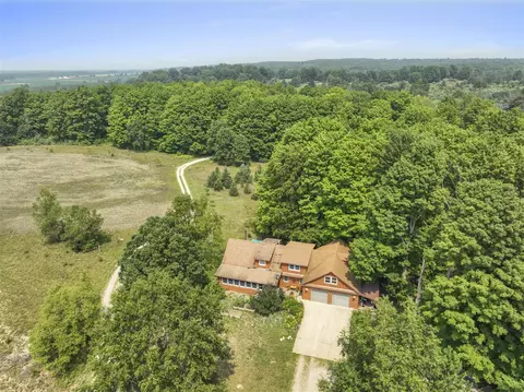4353 E 6 Mile, Luther, MI 49656