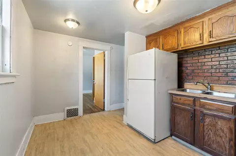 536 Lansing, Jackson, MI 49201 photo 31