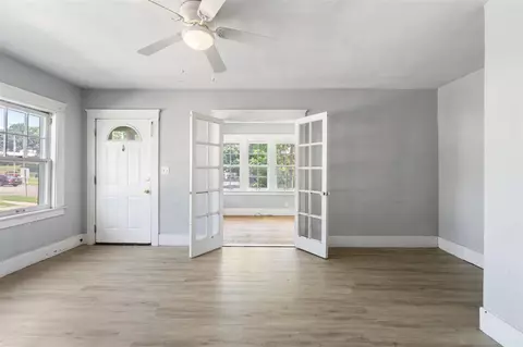 536 Lansing, Jackson, MI 49201 photo 14