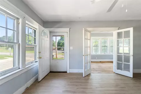 536 Lansing, Jackson, MI 49201 photo 13