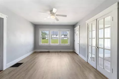 536 Lansing, Jackson, MI 49201 photo 17