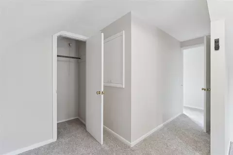 Entry Way - 4214 Francis, Jackson, MI 49203 photo 6 of 6