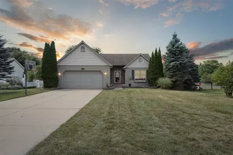 4014 Kingston, Jackson, MI 49203