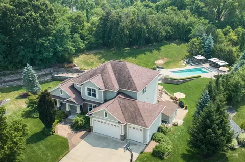 1128 Emerald Woods, Byron Center, MI 49315
