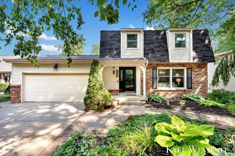 1317 Richwood, Grand Rapids, MI 49508