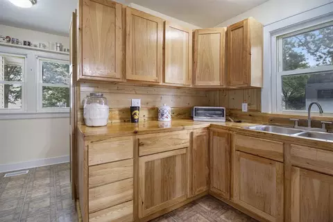 Kitchen - 110 E Isabelle, Belding, MI 48809 photo 1 of 2