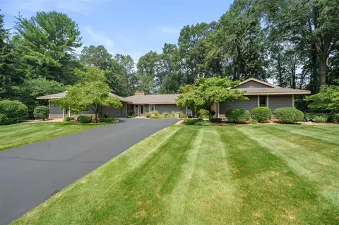 5382 Burning Tree, Kalamazoo, MI 49009