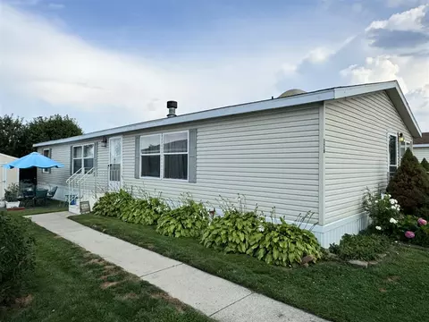 2835 S Wagner #176, Ann Arbor, MI 48103