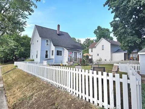 Exterior - 121 W Ann, Belding, MI 48809 photo 11 of 11