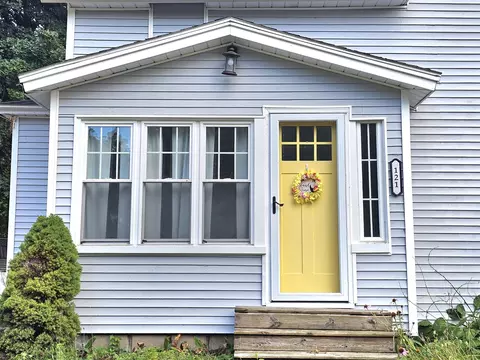 Exterior - 121 W Ann, Belding, MI 48809 photo 8 of 11