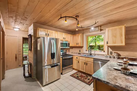 347 Georgetown Colony, Buchanan, MI 49107 photo 7