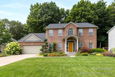 8787 Conifer Rdg, Byron Center, MI 49315