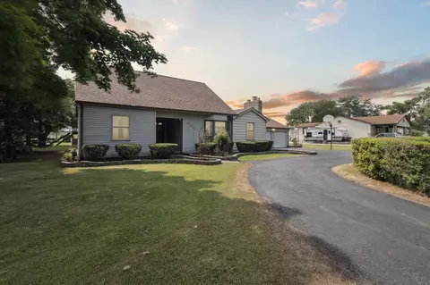 4280 Pointe Aux Peaux, Newport, MI 48166