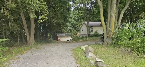 Exterior - 7381 Lansing, Jackson, MI 49201 photo 2 of 26