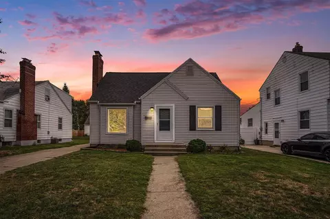 1756 Tamarack, Grand Rapids, MI 49504