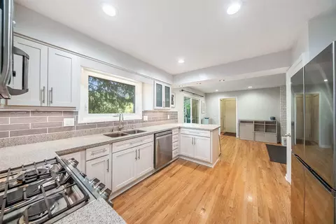 2375 Dundee, Ann Arbor, MI 48103 photo 12