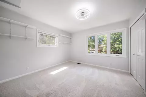 2375 Dundee, Ann Arbor, MI 48103 photo 27