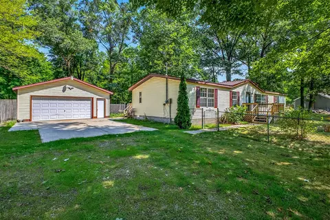 3074 Fenner, Muskegon, MI 49445