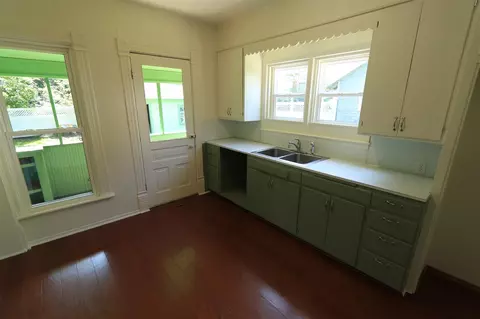 Kitchen - 710 N Broad, Adrian, MI 49221 photo 4 of 4