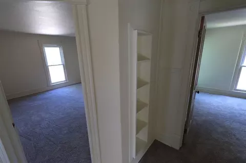 Entry Way - 710 N Broad, Adrian, MI 49221 photo 3 of 6