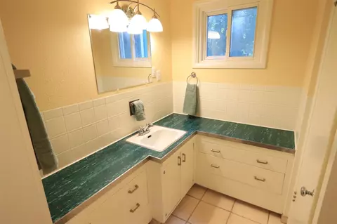 Bath - 710 N Broad, Adrian, MI 49221 photo 5 of 7