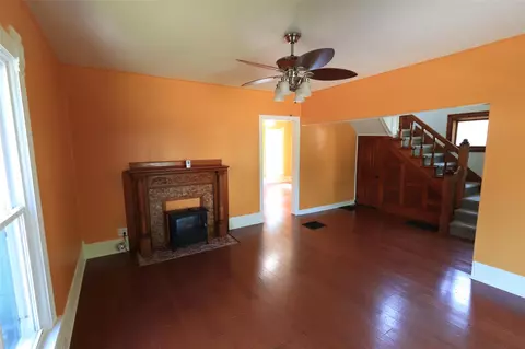 Living - 710 N Broad, Adrian, MI 49221 photo 1 of 6